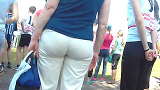 Mature big ass in white pants